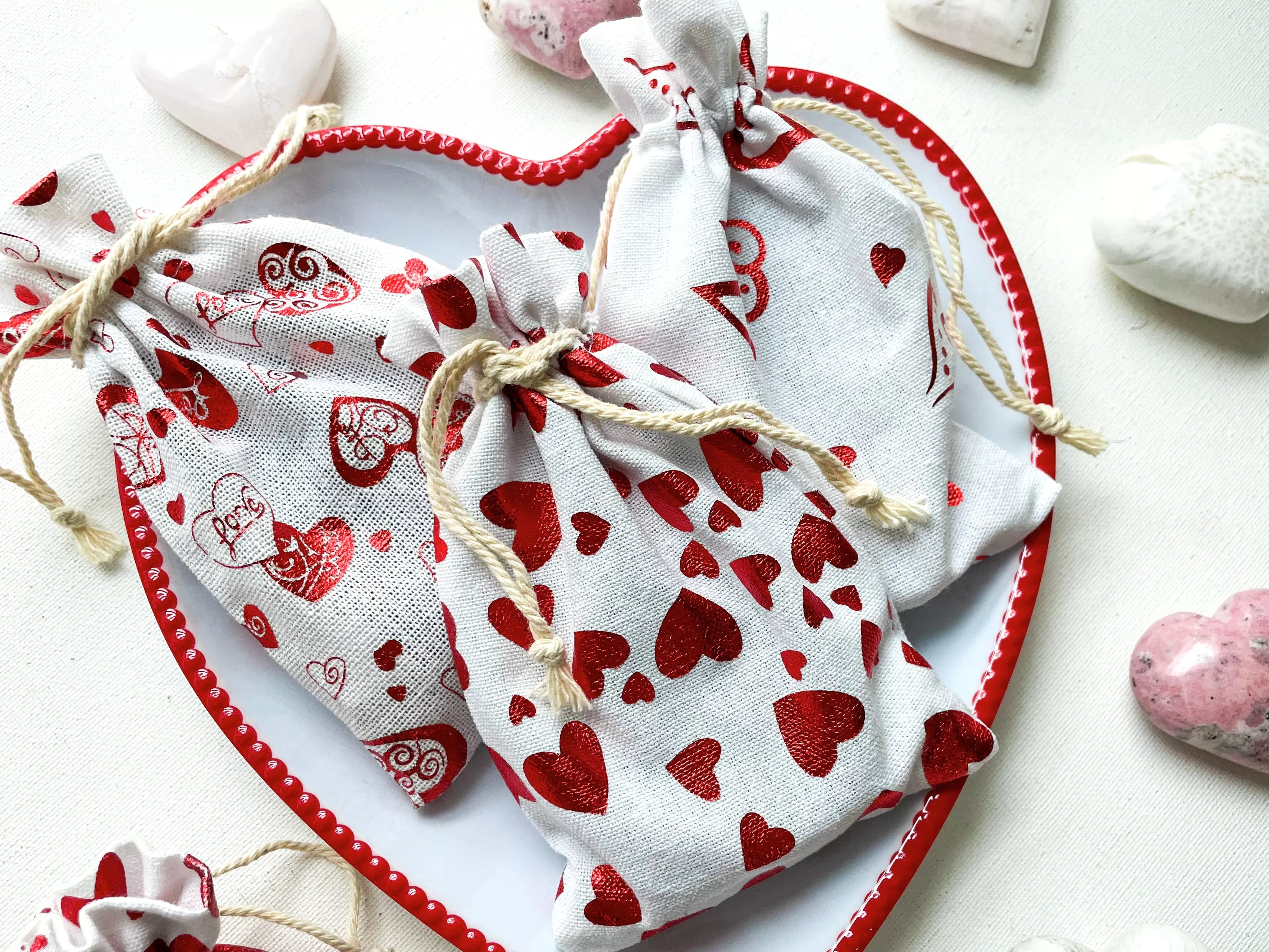 *CLEARANCE* Valentine's Day Gift Bag || Crystal Candy & Hearts