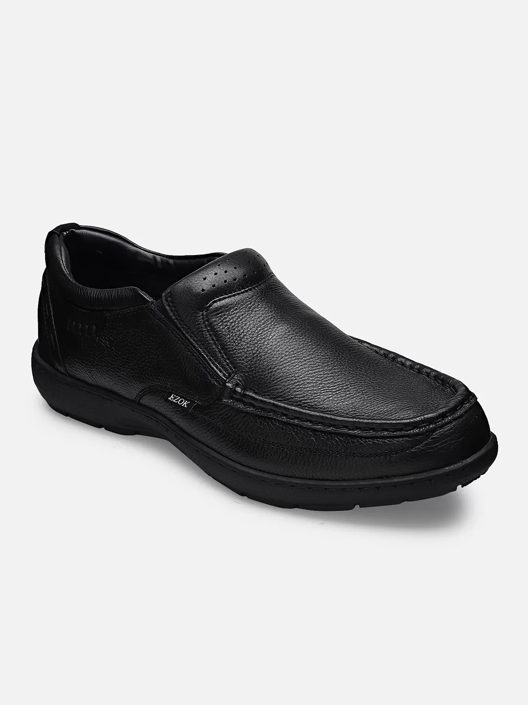 Ezok Men Black Leather Casual Shoes