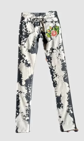 GUCCI Bleach Splattered Skinny Jeans with Rose Patch  Small