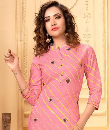 Pretty Pink Colored Cotton Printed Kurti With White Pencil  Pant Set