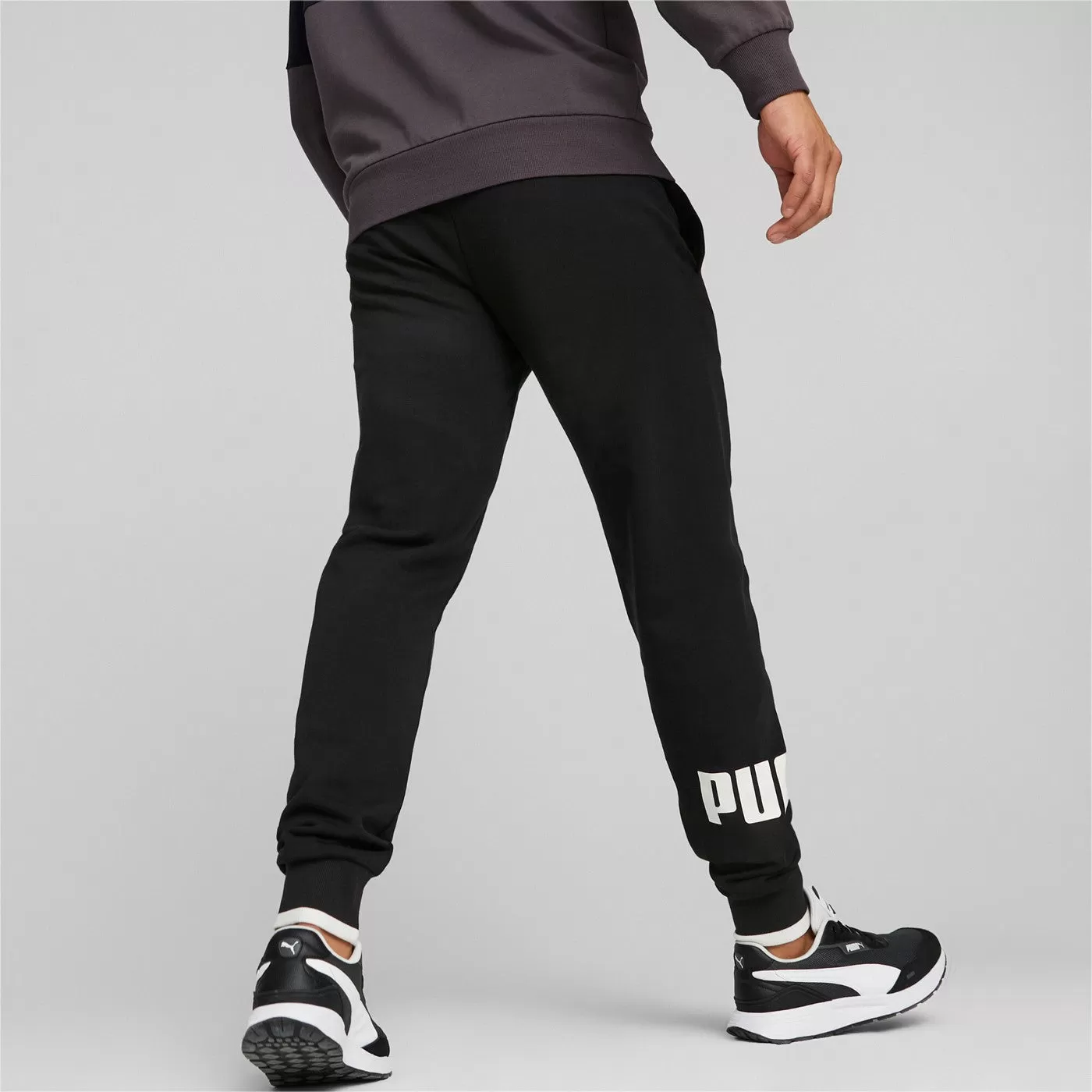 Puma Men's sports trousers Power Sweatpant TR cl 673329-01 black