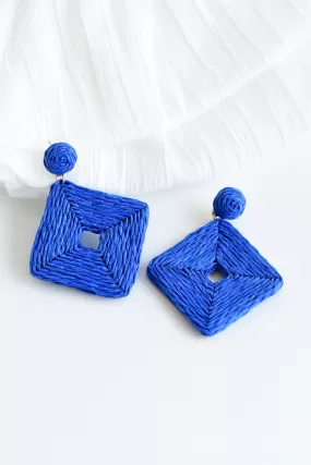 SQUARE RAFFIA EARRINGS -BLUE