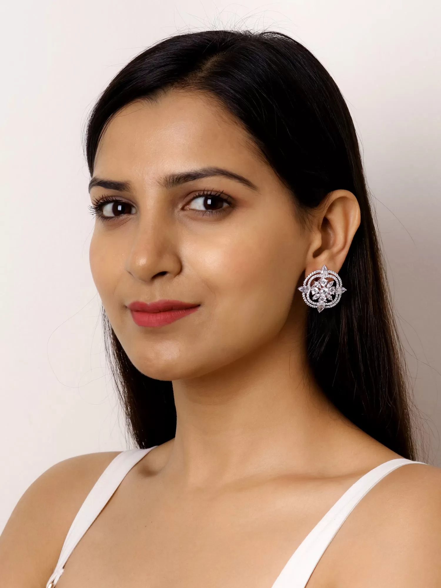 Vidya Earring Stud Tops In Silver