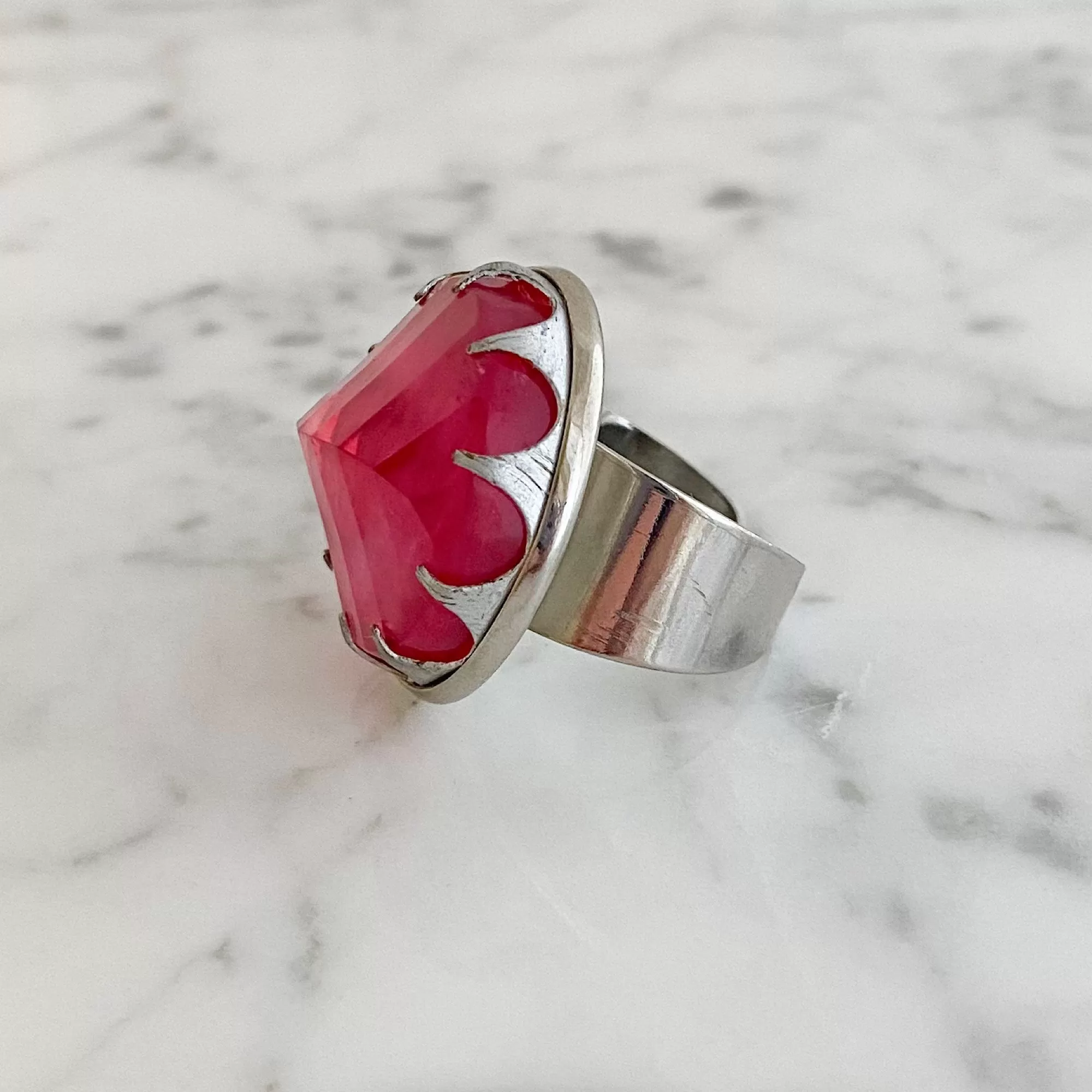 WHEATON statement pink cocktail ring